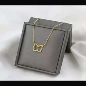 Pretty Butterfly Necklace