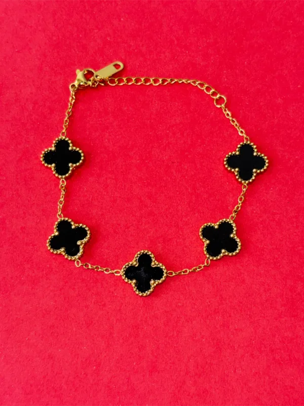 Black Clover Chain Bracelet