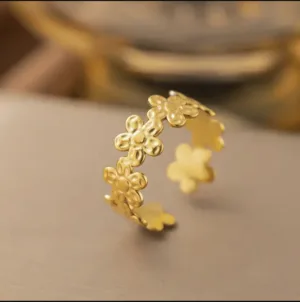 Golden Flower Cluster Ring