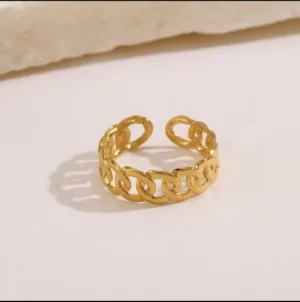 Chain Band Golden Plated Ring